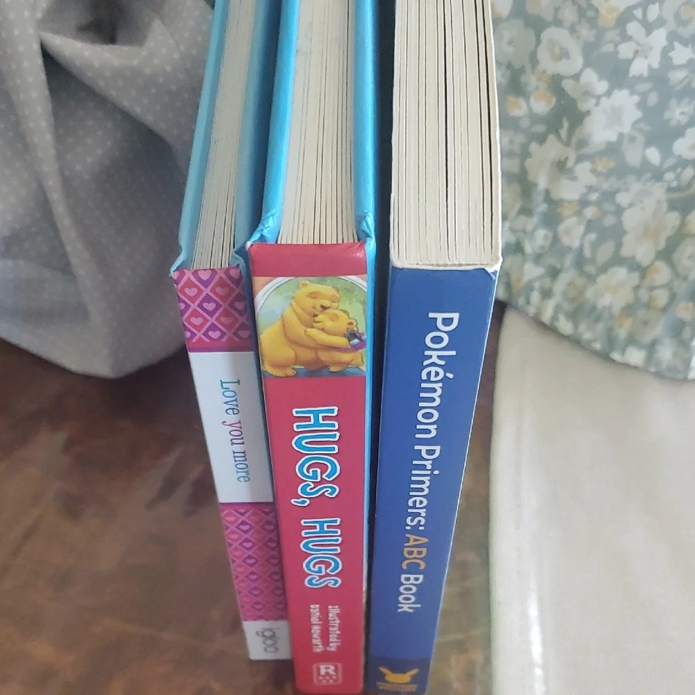 Pokemon Primers ABC Book - Yellow Pikachu & Green Cover